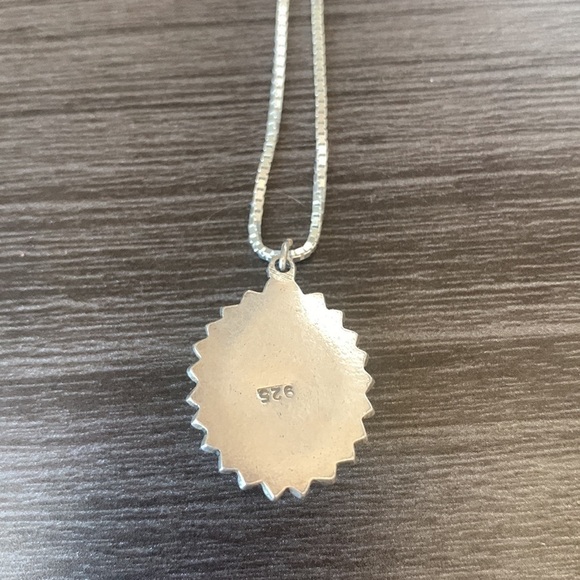 Sodalite and Sterling Pendant‎ Necklace - Picture 7 of 7